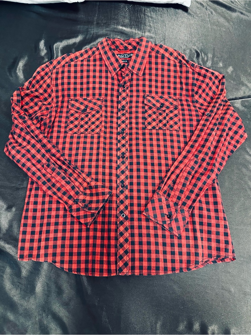 Vtg Y2K Cactus Lumberjack Red and Black Plaid Button-Down Shirt Size Large